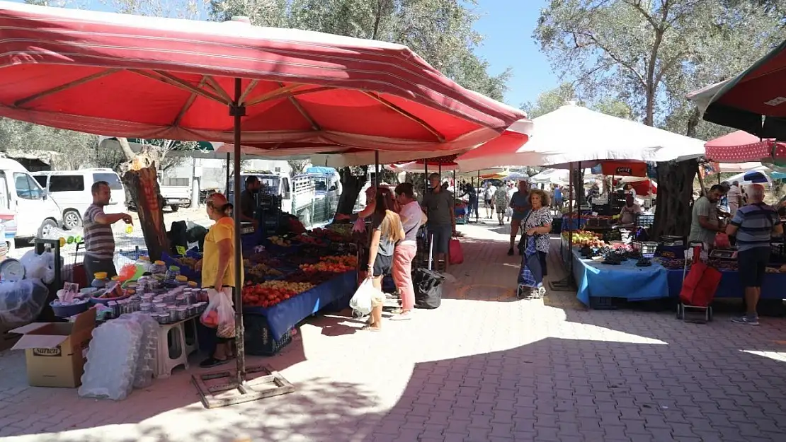 Pelitköy Pazarı yeni yerinde açıldı