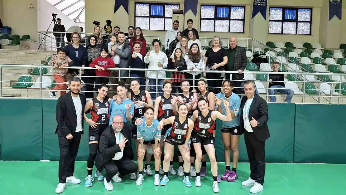 Play-Off'a adını yazdıran LGC Turgutlu Belediyespor sezonu 4'üncü tamamladı