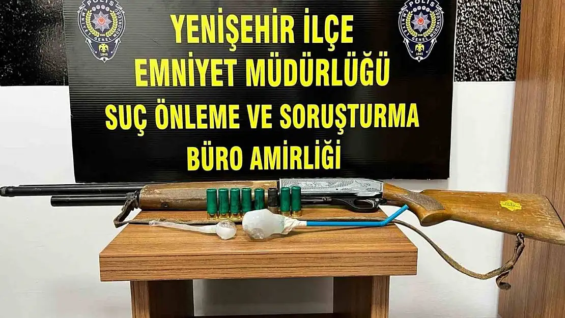 Polislerin şüphelendiği araçta uyuşturucu çıktı