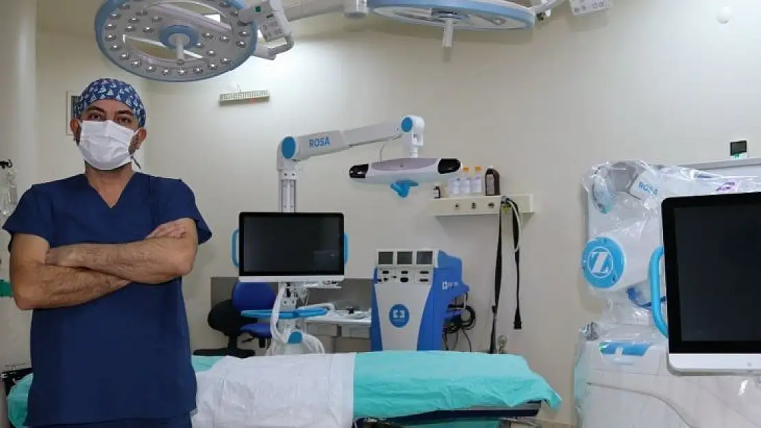 Protez ameliyatlarında 'robotik cerrahi' dönemi