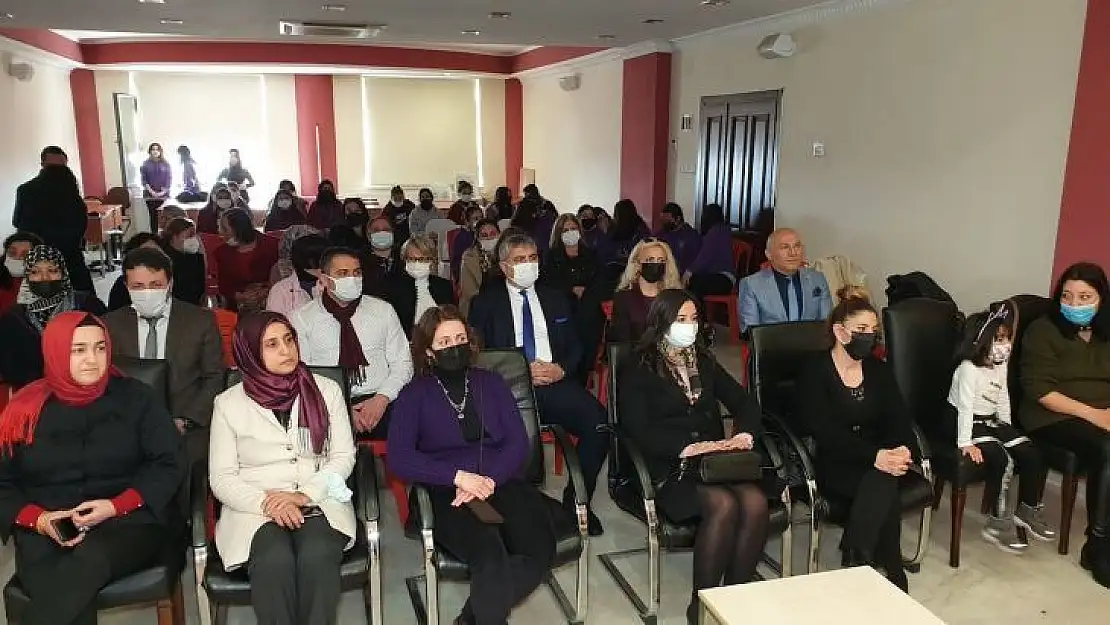 Protokolün tamamında kadınlar yer aldı