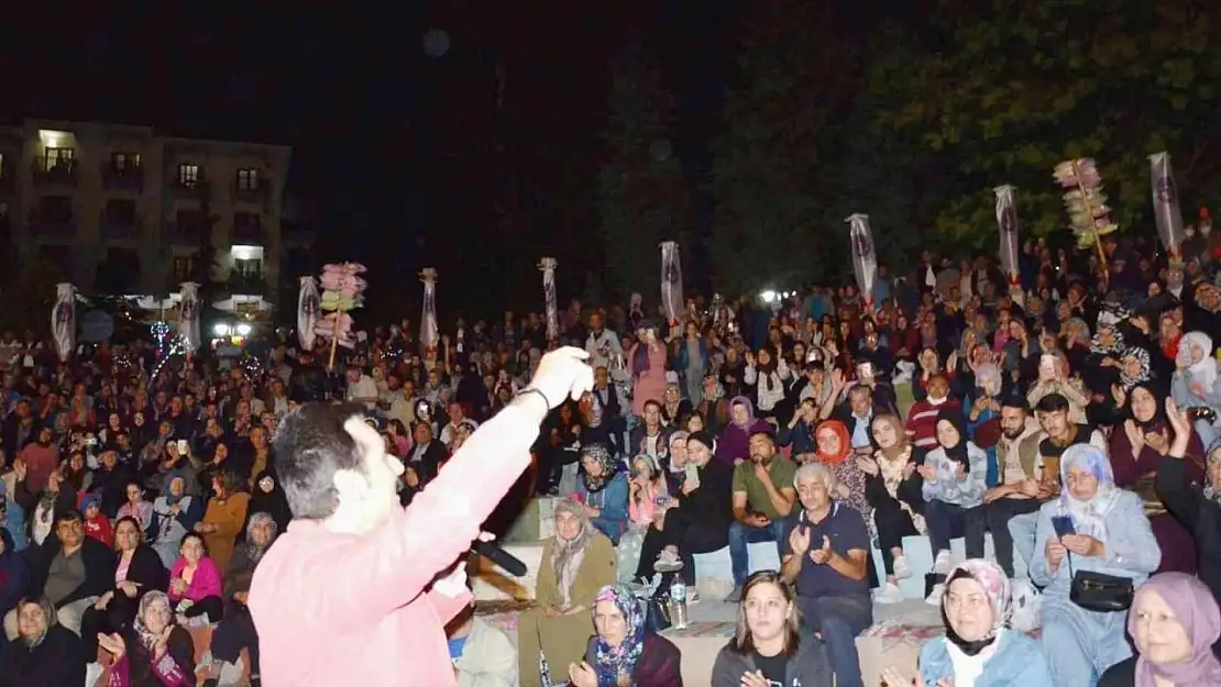 Ramazan Çelik, Emet'te yoğun ilgi gördü