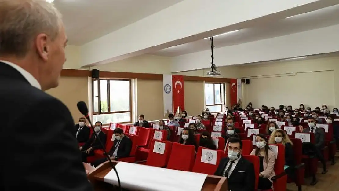 Sağlık Hizmetleri Meslek Yüksekokulu'nda eğitim başladı