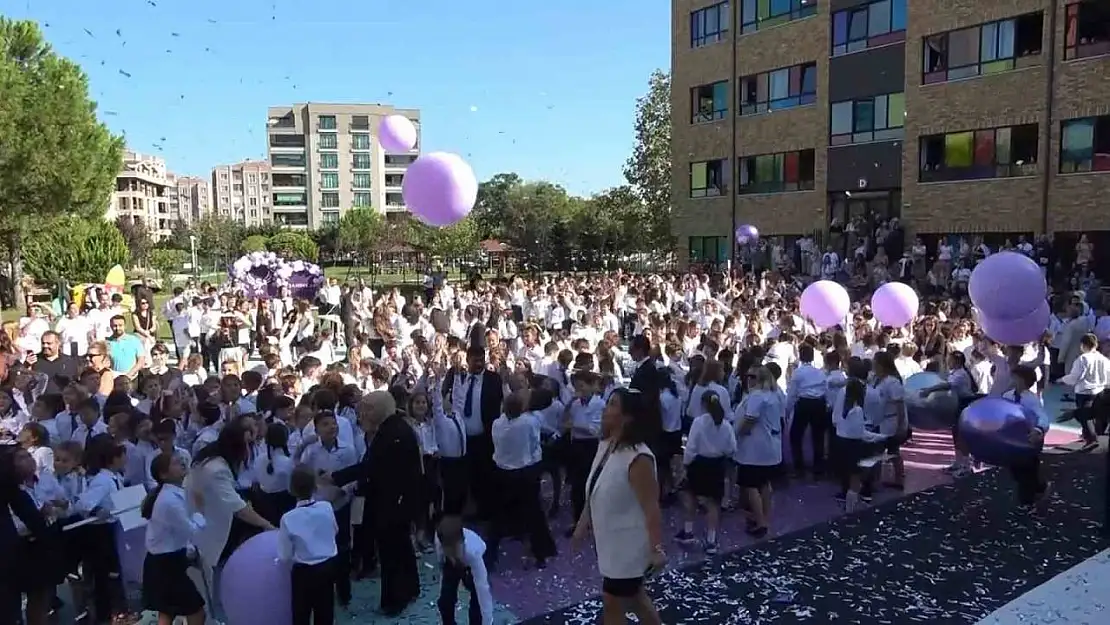 Şahinkaya Koleji'nde ilk ders zili coşkusu