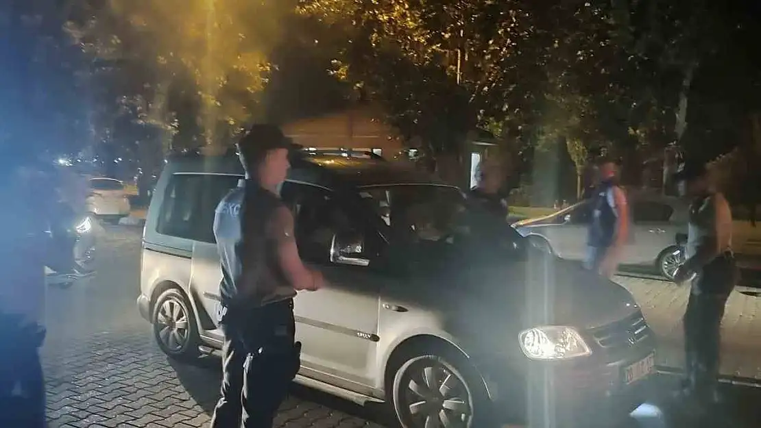 Salihli polisinden huzur denetimi