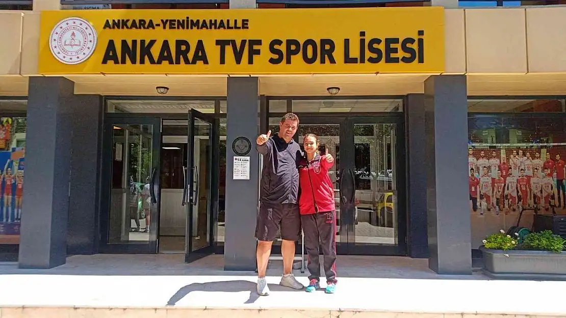 Salihli Voleybol Lisesine öğrenci göndermeye devam ediyor