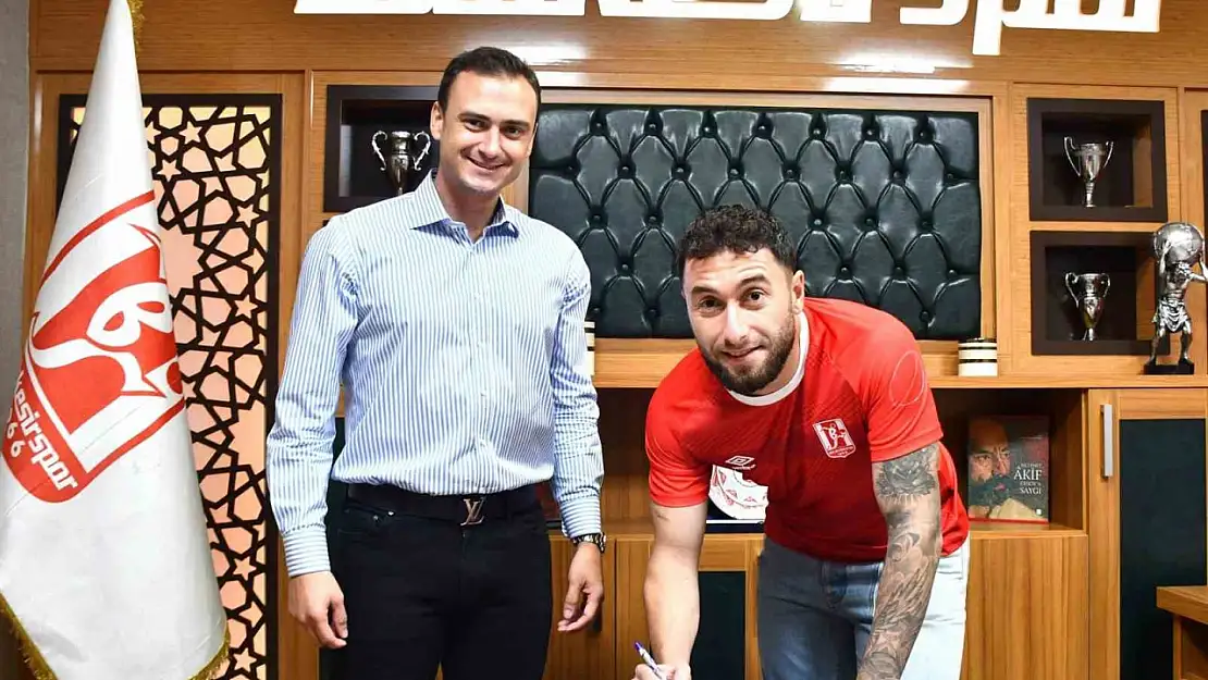 Santrfor Artun Akçakın Balıkesirspor'da