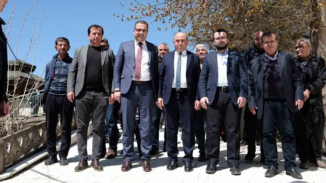 Sarıgöl'de vatandaşlar yağmur duasına çıktı