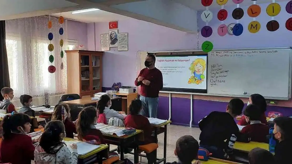 Sarıgöl'deki okullarda 'Türkiye bağımlılıkla mücadele eğitim' kursu açıldı