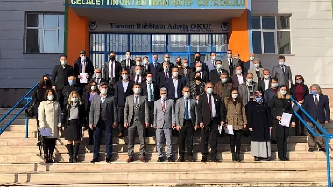 Şartları yerine getiren okullara 'Okulum temiz' belgesi verildi