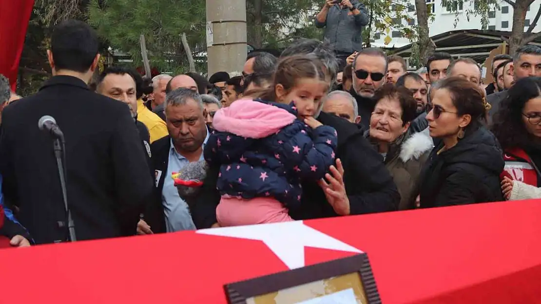 Şehit babaya son bakış