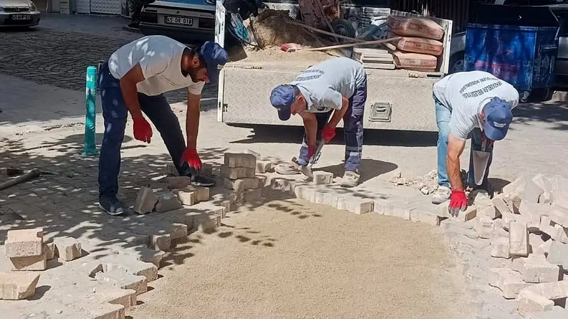 Şehzadeler Belediyesi 67 mahallede çalışmalarını sürdürüyor