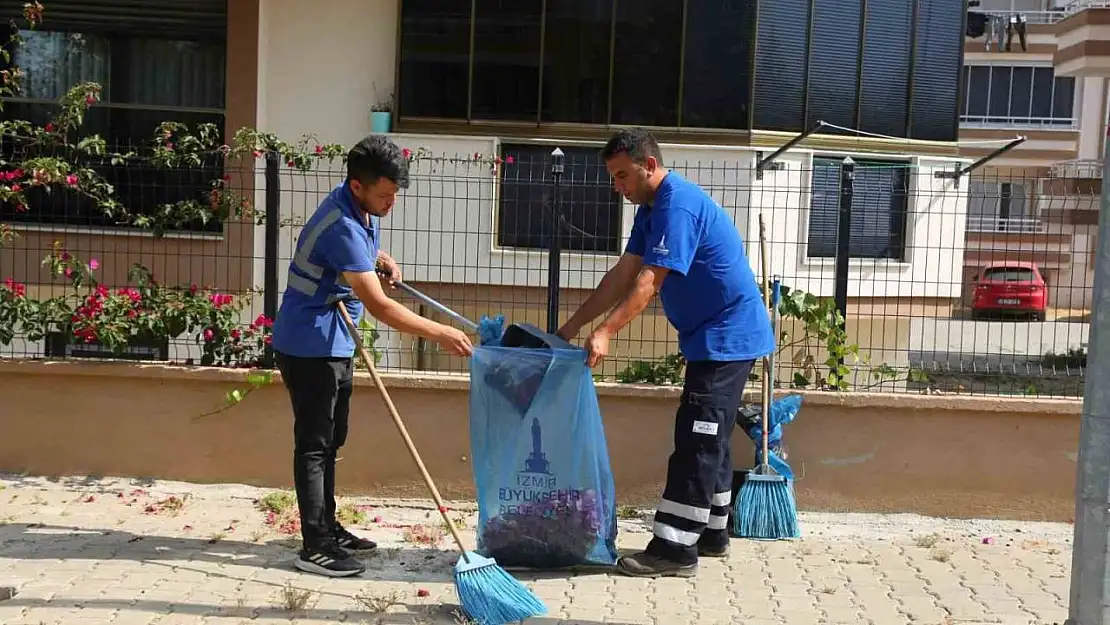 Selçuk ile Büyükşehir el ele verdi sokaklar pırıl pırıl oldu