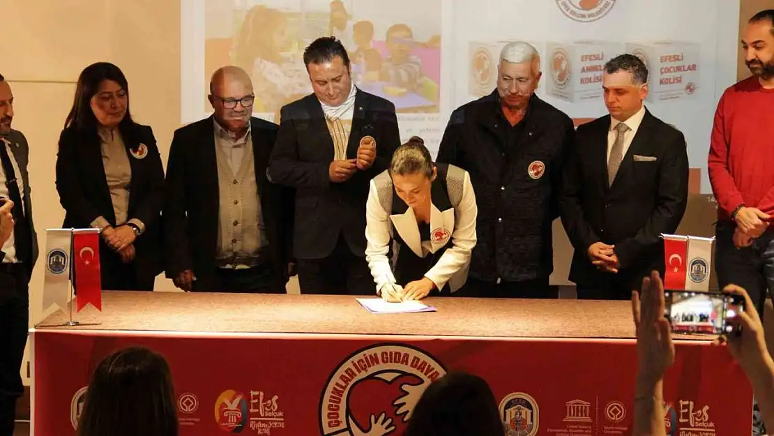 Selçuk'ta çocuklar için gıda dayanışması yola çıktı