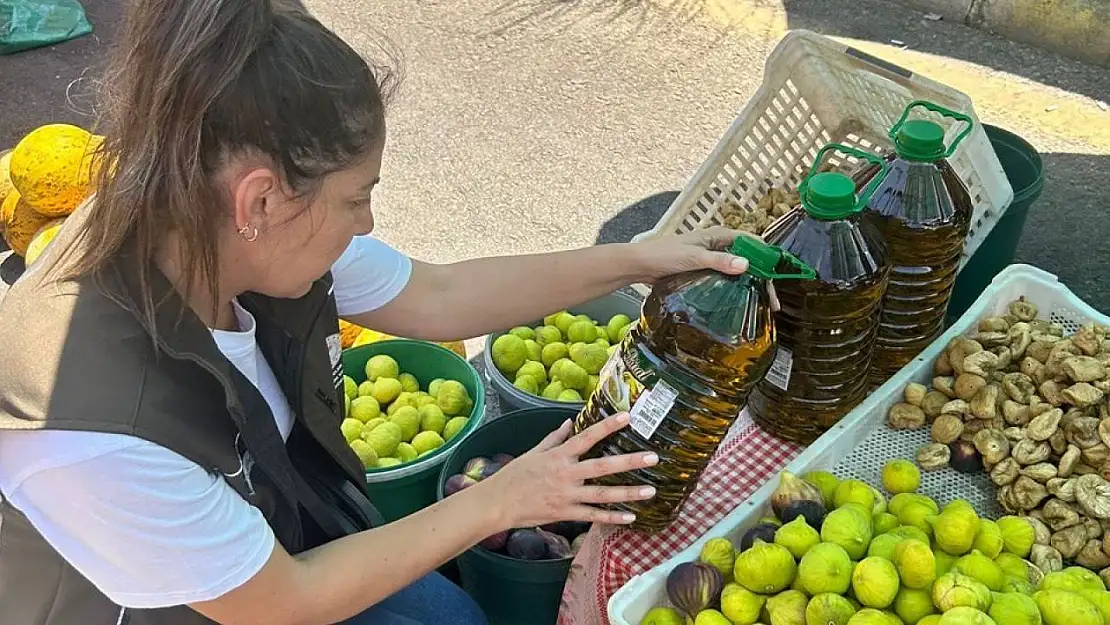 Semt pazarında gıda denetimi