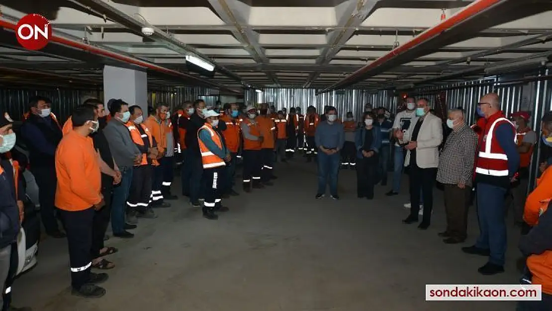 Sertaslan'dan 'Sokakta çalışan belediye personeli aşı kapsamına alınmalı'