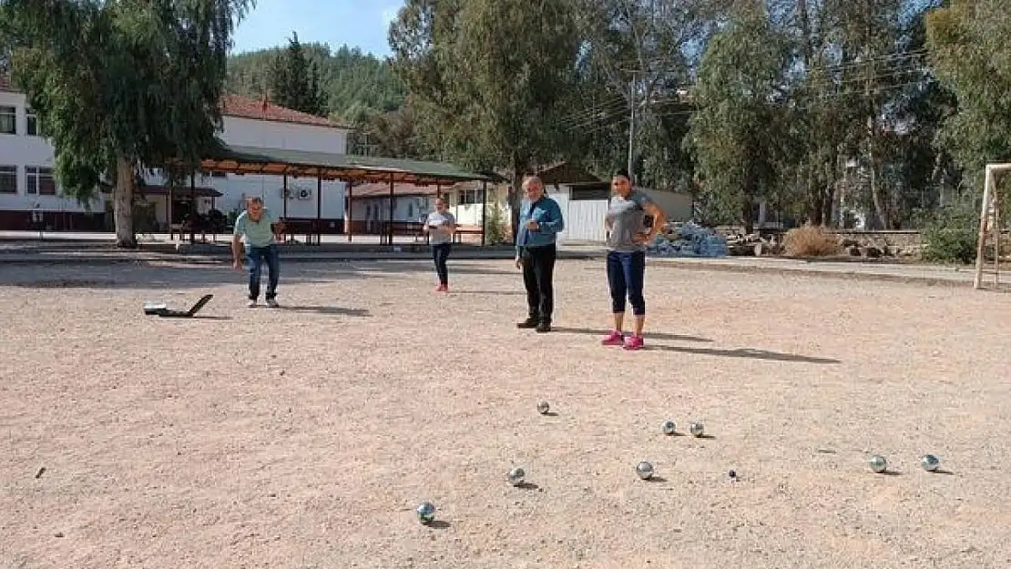 Seydikemer'de bocce turnuvası heyecanı başladı