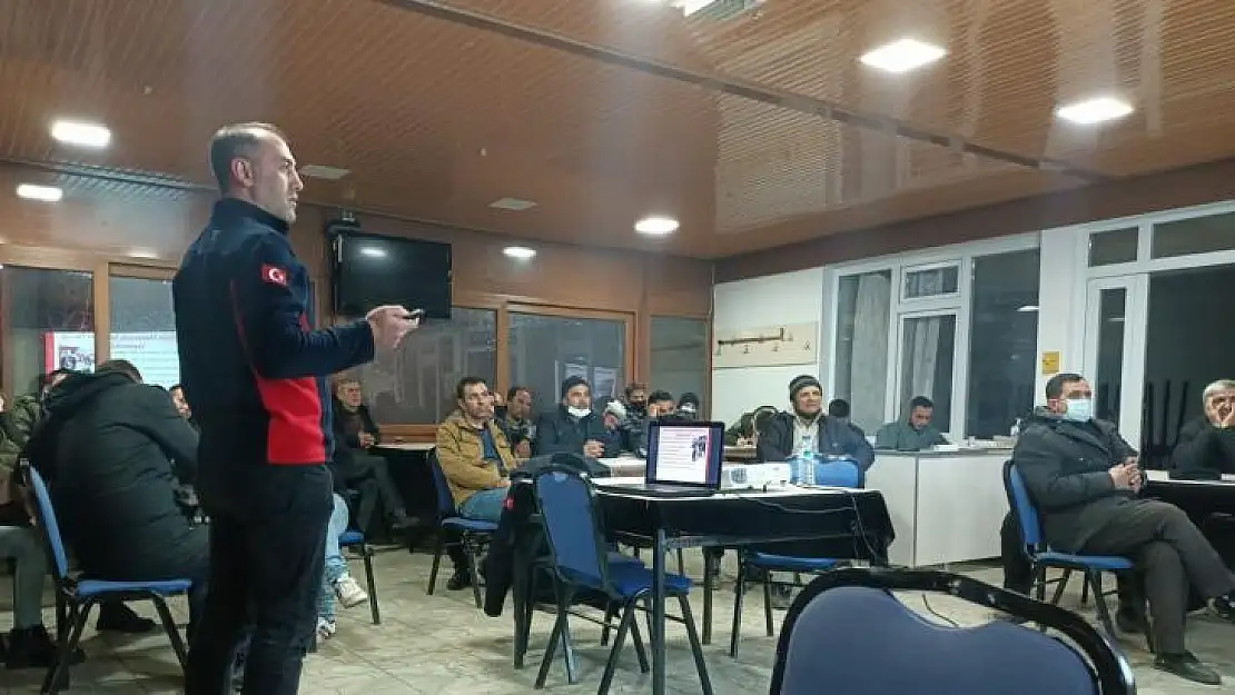 Simav'da 'Gönüllü İtfaiyecilik Yetiştiriciliği' kursları