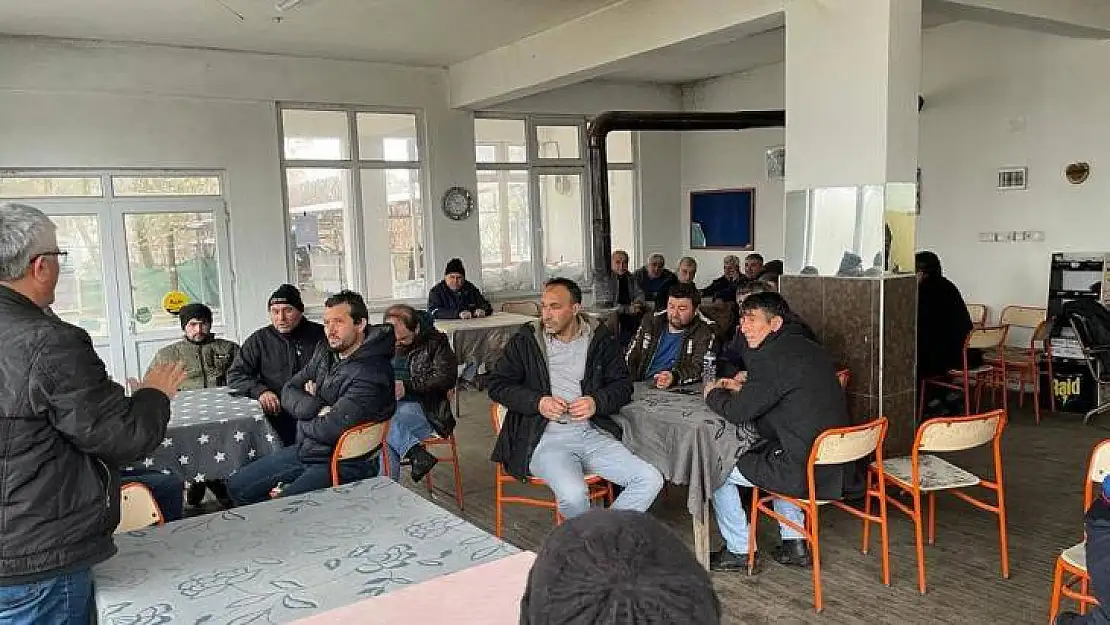 Simav'da çiftçi bilgilendirme toplantısı