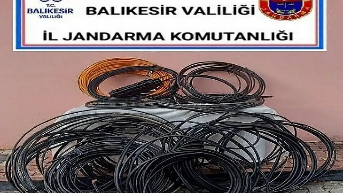 Sındırgı'da 2 kablo hırsızı şüphelisi yakalandı