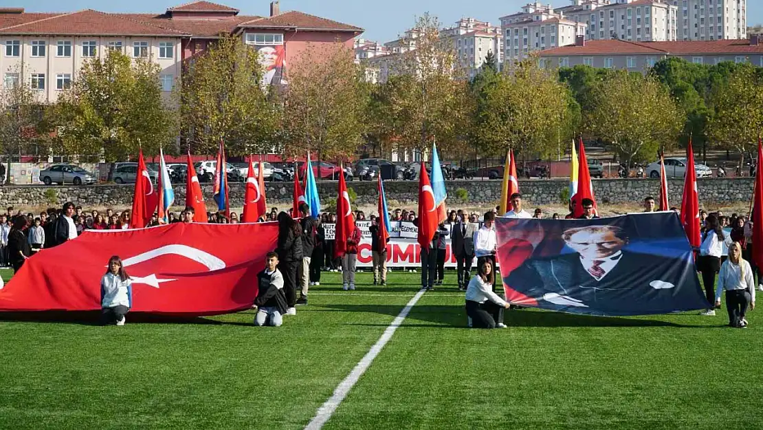 Sındırgı'da Cumhuriyet coşkusu