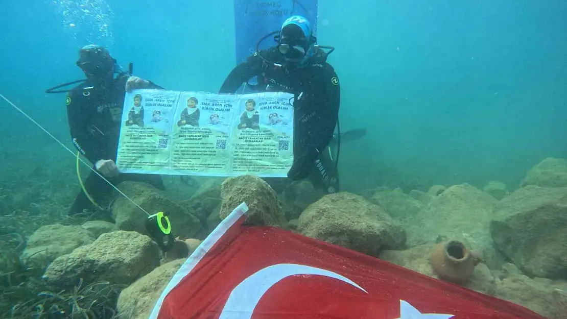 SMA'lı Aren bebek için deniz altında bayrak açtılar