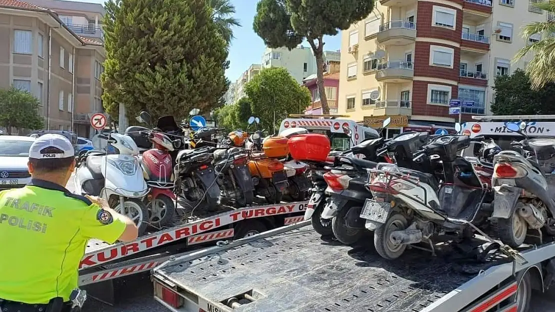 Söke'de trafik ekiplerinden motosikletlere sıkı denetim