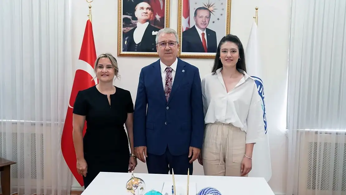Sosyal bilimcilerden 'sandviç kuşağı' araştırması