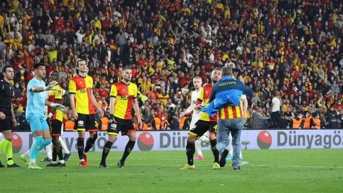 Spor Toto Süper Lig: Göztepe: 2 - Galatasaray: 3 (Maç Sonucu)