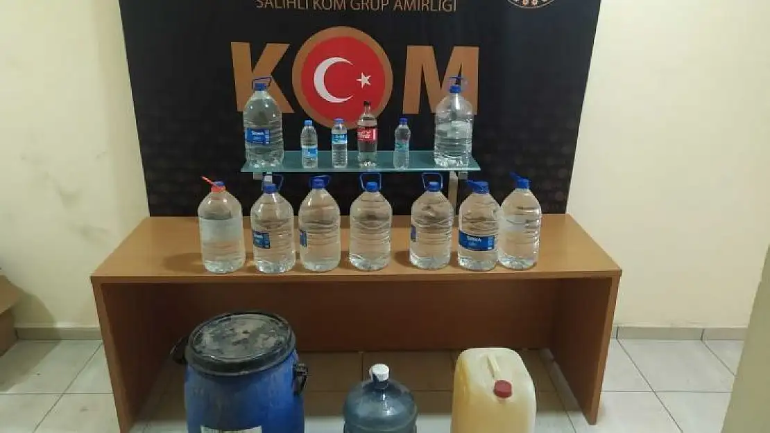 Su şişelerinden sahte rakı çıktı