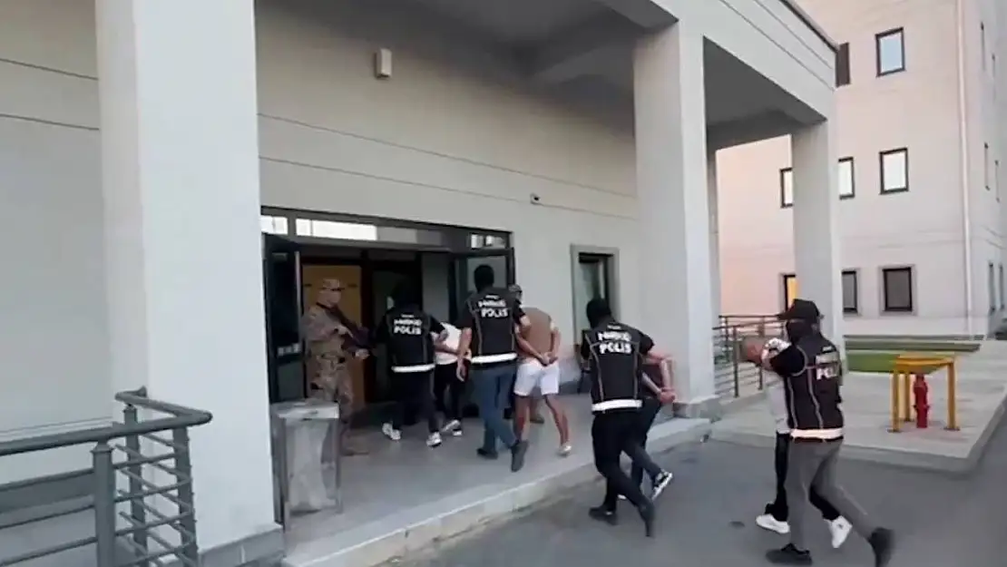 Suç örgütü liderleri Bodrum'da tatilde yakalandı