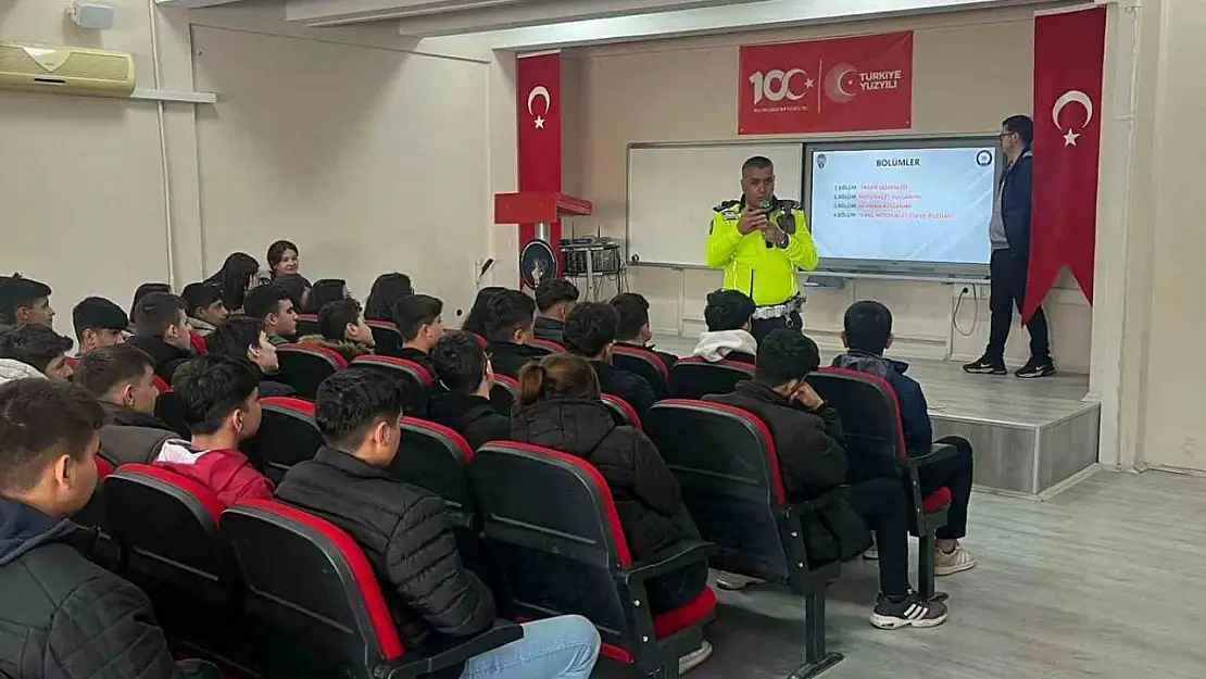 Sultanhisar polisi öğrencilere trafik güvenliği eğitimi verdi