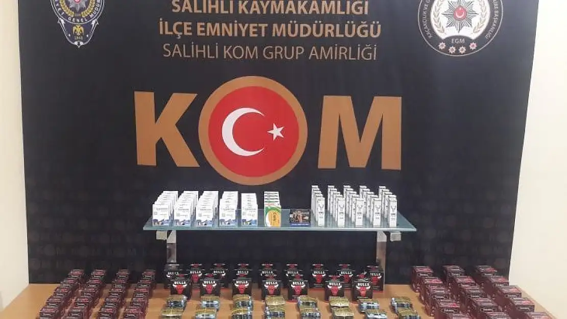 Şüpheli araçtan bin 474 adet cinsel içerikli kaçak ürün çıktı