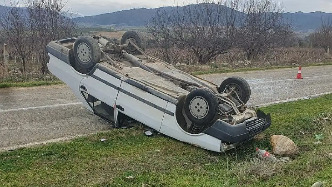 Sürücüsünün kontrolünden çıkan araç takla attı: 2 yaralı