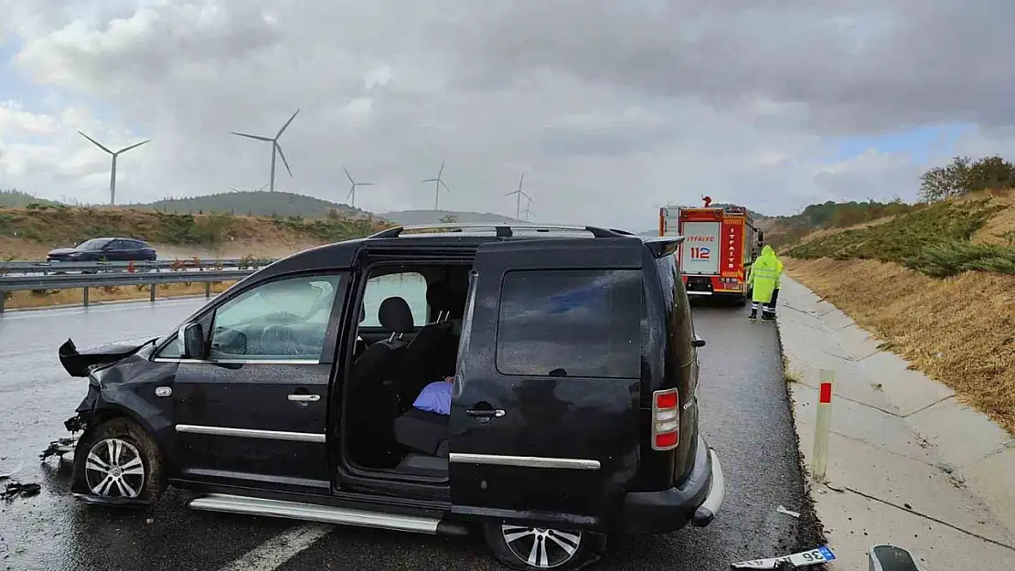 Susurluk'ta trafik kazasında 3 kişi yaralandı