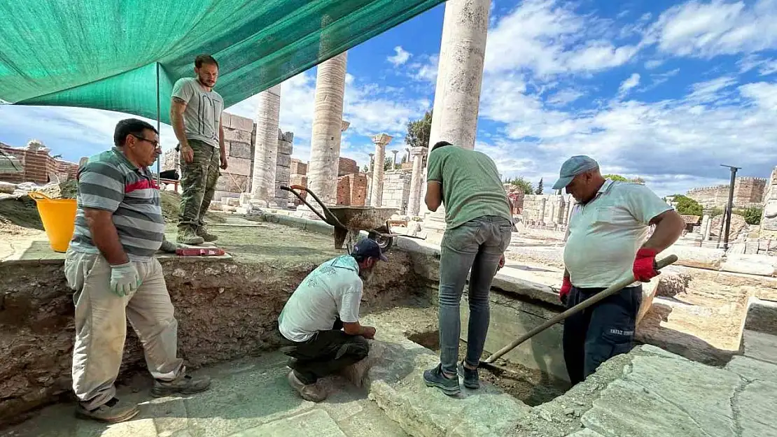 Tam bin 800 yıllık: İzmir'de Romalı gladyatörün lahiti bulundu