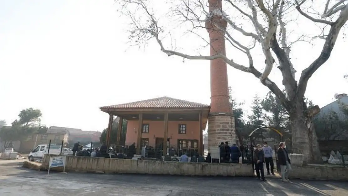 Tarihî cami yeniden ibadete açıldı