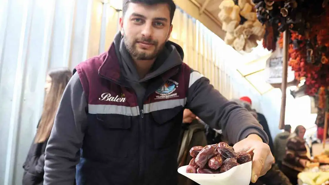 Tarihi Kemeraltı Çarşısı'nda Ramazan hareketliliği