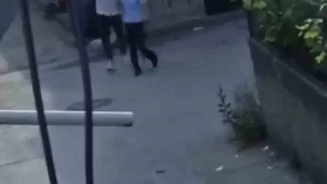 Tartıştığı kadını yol ortasında sürükleyip, zorla götürdü