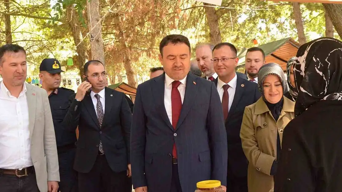 Tavşanlı'da 'Şenlikte Buluşalım' etkinliği başladı