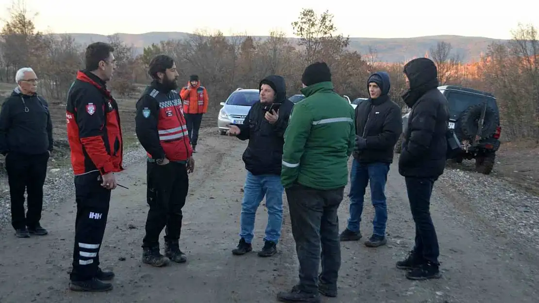 Tavşanlı'da kayıp yaşlı adamı arama çalışmaları sürüyor