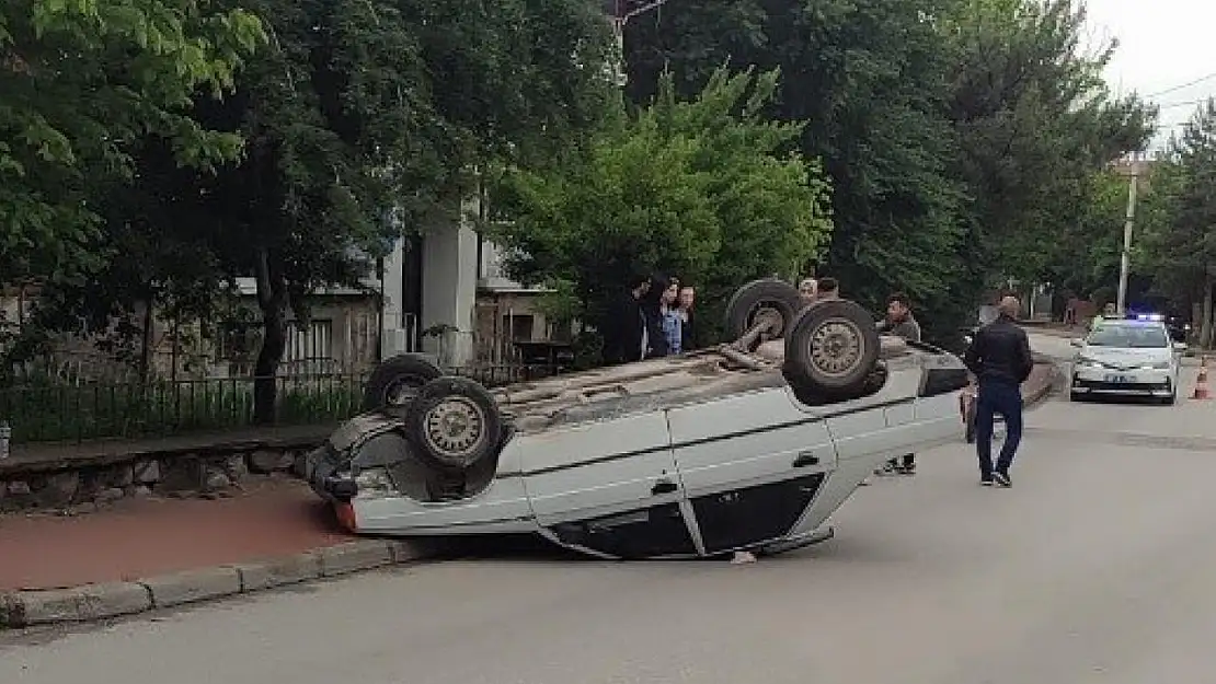 Tavşanlı'da trafik kazası: 2 yaralı