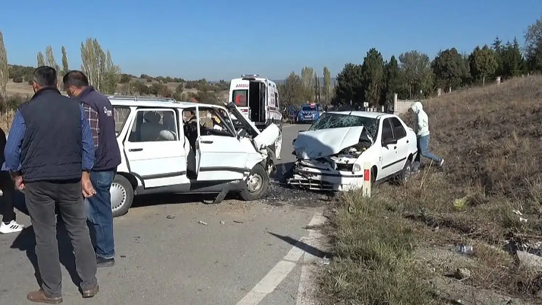 Tavşanlı'da trafik kazası 4 yaralı