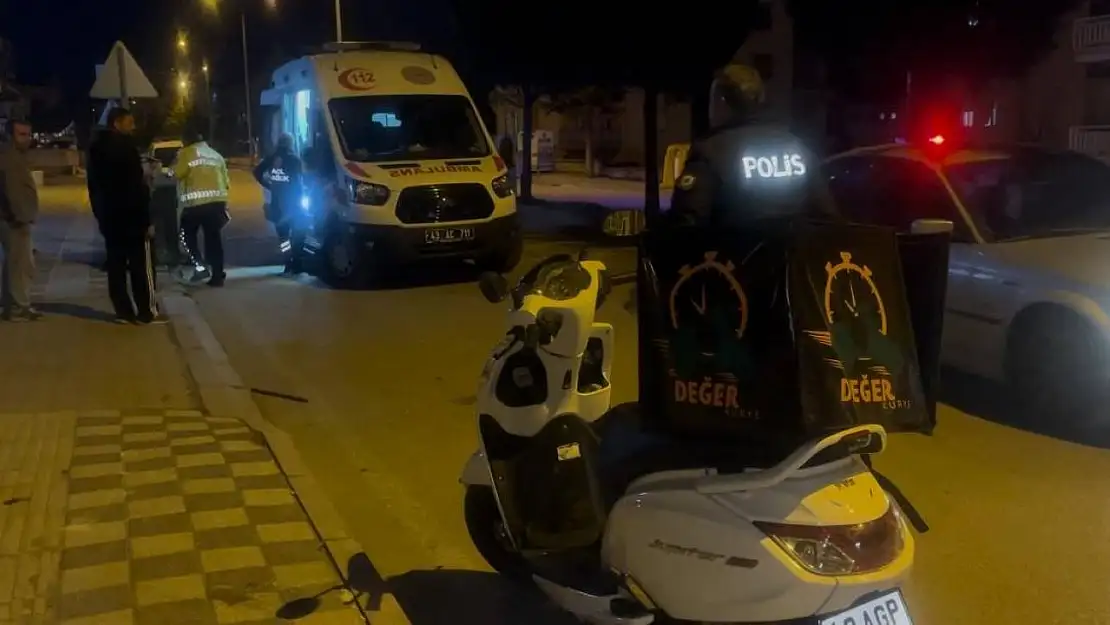 Tavşanlı'daki trafik kazasında motokurye yaralandı