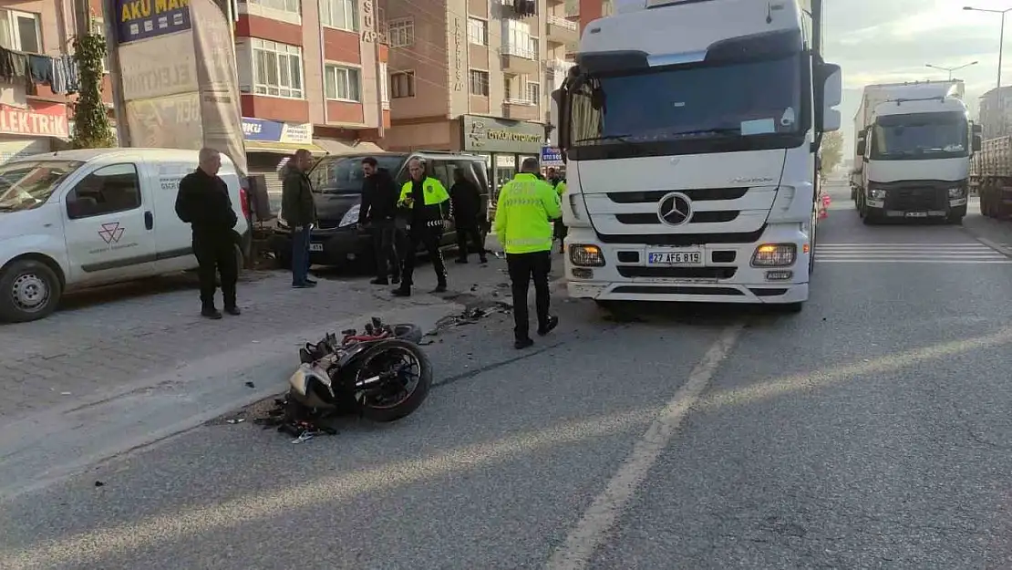 Tek teker üzerinde gitmek isterken kaza yaptı