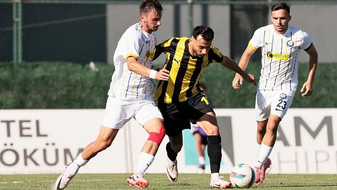 TFF  3 Lig: Aliağaspor FK: 1- Küçükçekmece Sinop Spor: 1