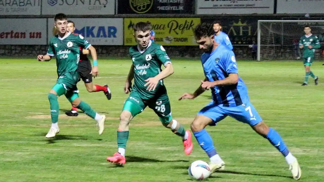 TFF 2. Lig: Karacabey Belediyespor: 3 - Giresunspor: 1