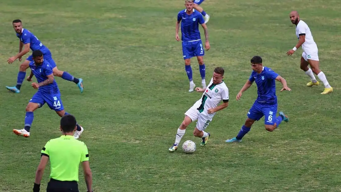TFF 3. Lig: Efeler 09 SFK: 1- Bursa Yıldırım Spor: 1