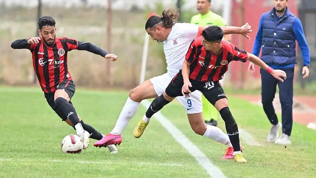 TFF 3. Lig: Turgutluspor: 2 - Eynesil Belediyespor: 0