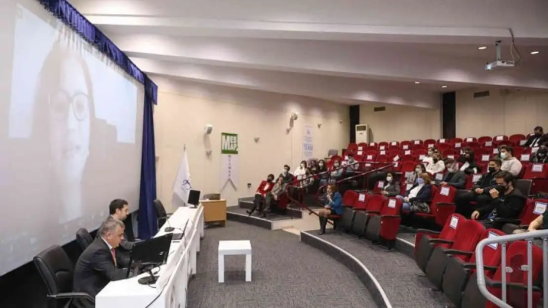 Tıbbi ve aromatik bitkilerin şifreleri DEÜ'nün ev sahipliğinde konuşuldu